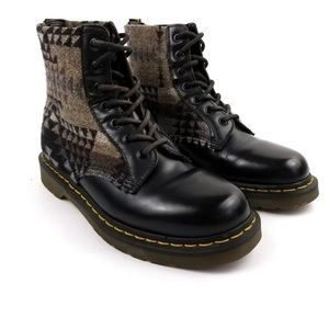 NIB retired Dr Marten/ Pendleton Pagosa 1460 Combat boot
